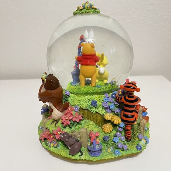 Disney Store Winnie the Pooh Musical Snow Globe Egg Hunt Easter Parade - Picture 6 of 12